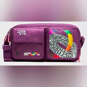 Lululemon Multi- Pocket Crossbody Bag 2.5L Pride Bag New!